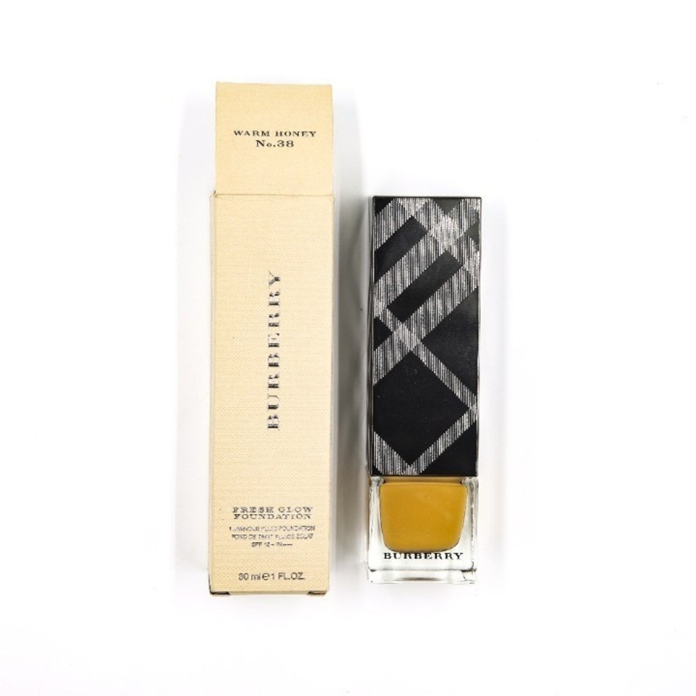Burberry - Fresh Glow Foundation - Warm Honey No. 38 - 1 oz / 30 ml
